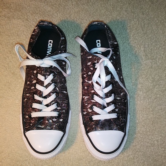 Converse gold and silver metallic low top sneakers - Picture 2 of 6